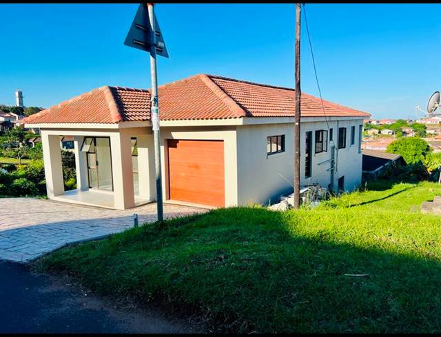 6 BEDROOM HOUSE FOR SALE IN ILLOVO